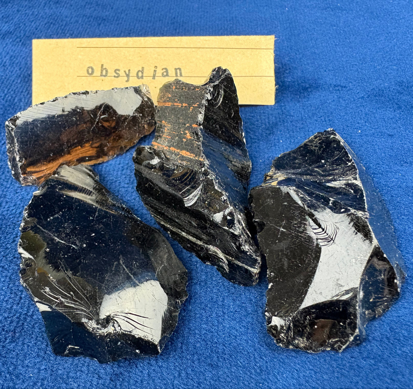 Obsydian okruch
